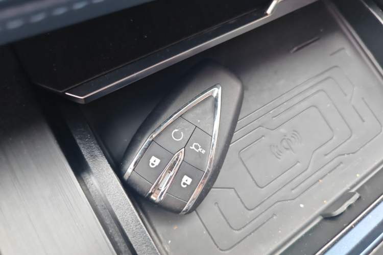 Used CHANGAN UNI-K iDD 2022 Blue Whale iDD 130km 1.5T Prestige Model Vehicle Key