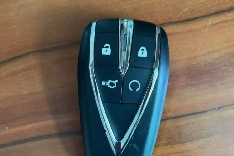 Used CHANGAN UNI-K iDD 2022 Blue Whale iDD 130km 1.5T Prestige Model Vehicle Key