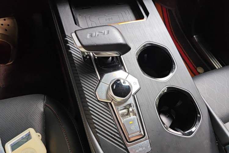 Used CHANGAN UNI-K iDD 2022 Blue Whale iDD 130km 1.5T Prestige Model Gear Lever