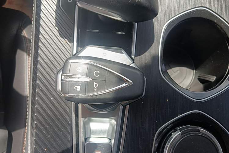 Used CHANGAN UNI-K iDD 2022 Blue Whale iDD 130km 1.5T Prestige Model Interior 1
