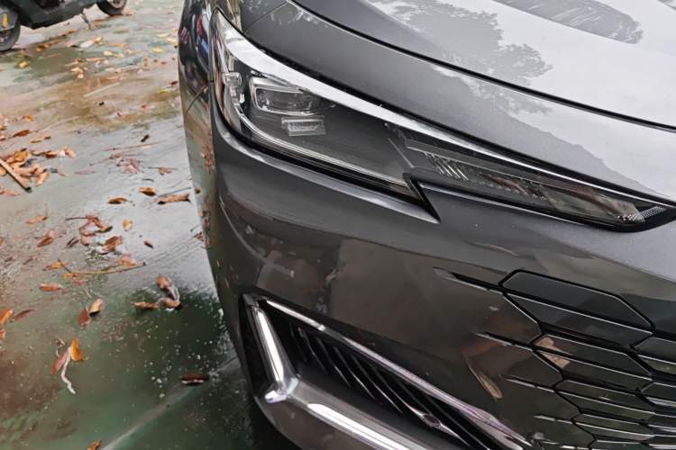 Used CHANGAN UNI-K iDD 2022 Blue Whale iDD 130km 1.5T Prestige Model Right Front Headlight