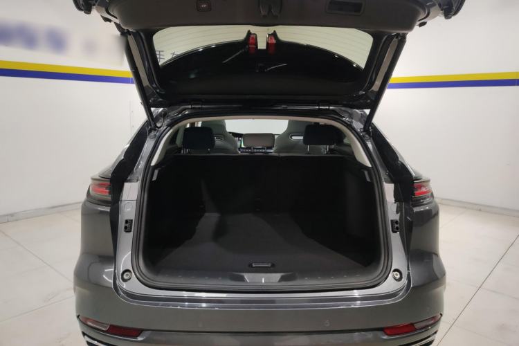 Used CHANGAN UNI-K iDD 2022 Blue Whale iDD 130km 1.5T Prestige Model Trunk