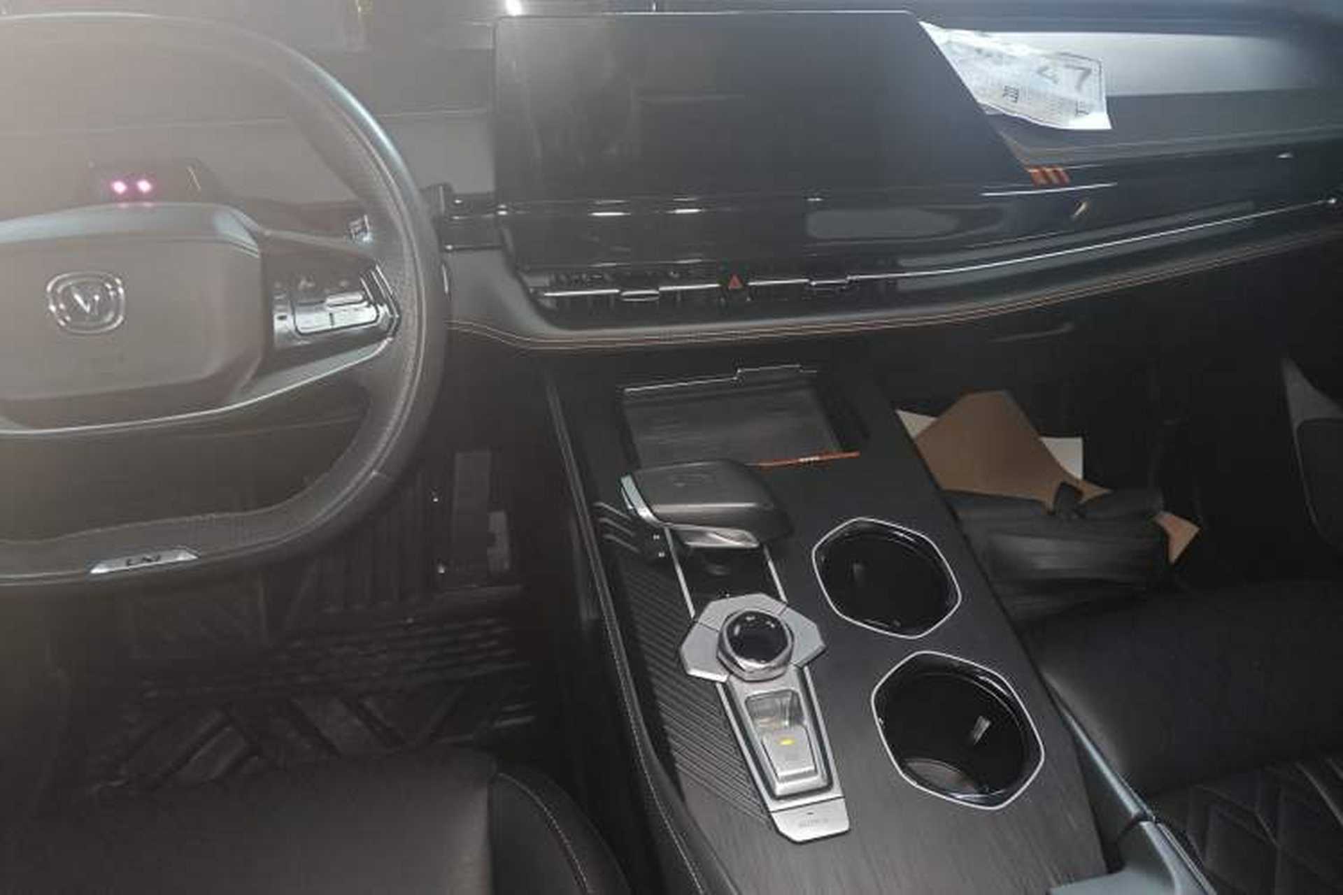 Used CHANGAN UNI-K iDD 2022 Blue Whale iDD 130km 1.5T Prestige Model Audio And AC Panel
