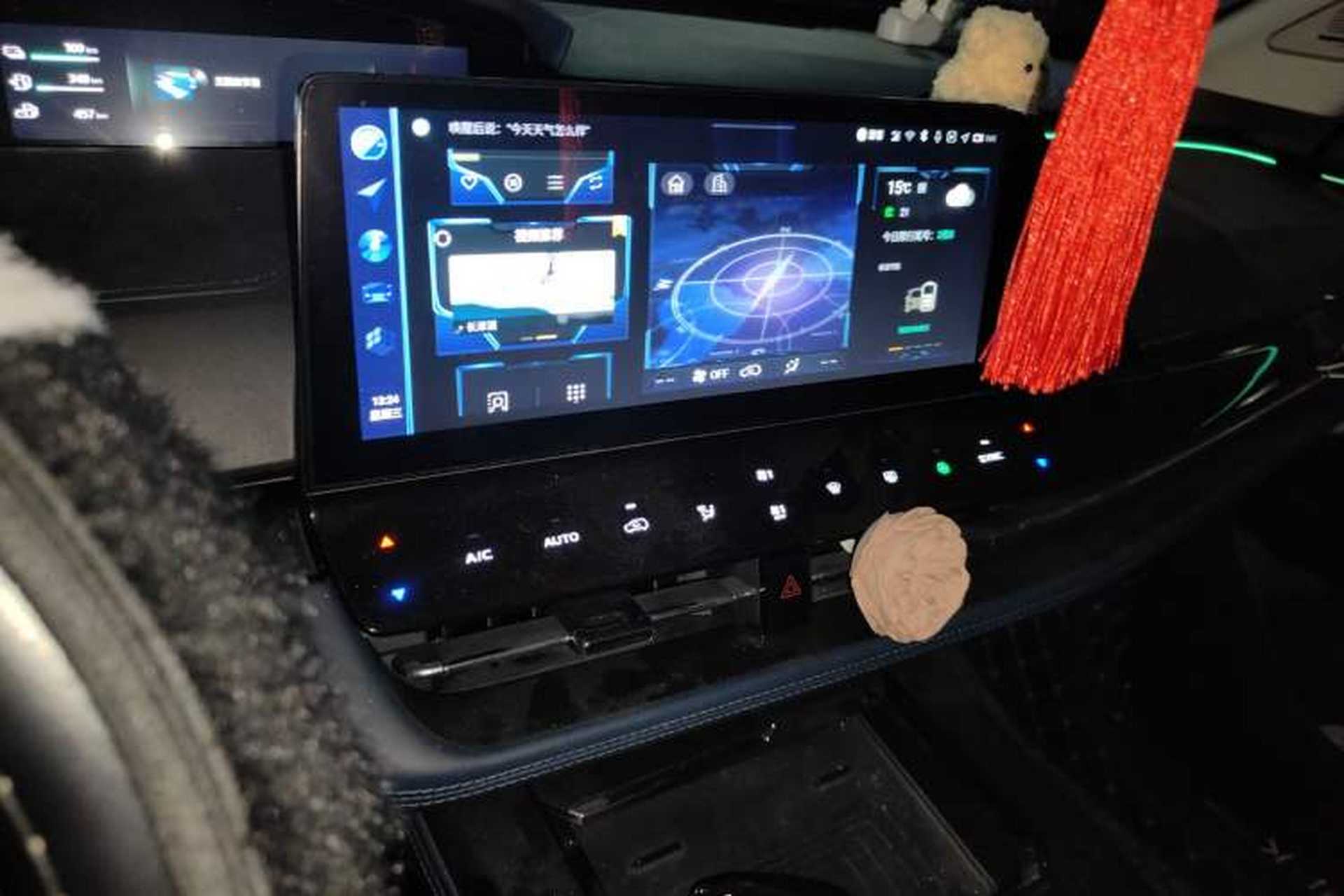 Used CHANGAN UNI-K iDD 2022 Blue Whale iDD 130km 1.5T Prestige Model Audio And AC Panel