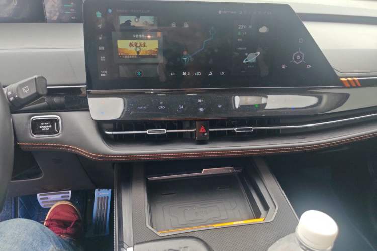 Used CHANGAN UNI-K iDD 2022 Blue Whale iDD 130km 1.5T Prestige Model Audio And AC Panel