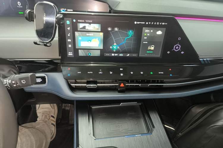 Used CHANGAN UNI-K iDD 2022 Blue Whale iDD 130km 1.5T Prestige Model Audio And AC Panel