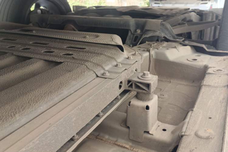 Used CHANGAN UNI-K iDD 2022 Blue Whale iDD 130km 1.5T Prestige Model Chassis Front Left