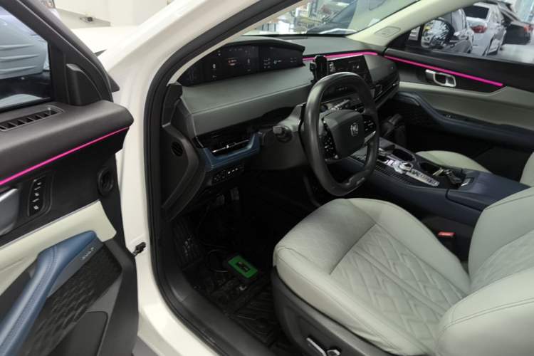 Used CHANGAN UNI-K iDD 2022 Blue Whale iDD 130km 1.5T Prestige Model Driver Seat
