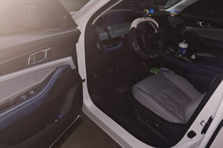 Used CHANGAN UNI-K iDD 2022 Blue Whale iDD 130km 1.5T Prestige Model Driver Seat