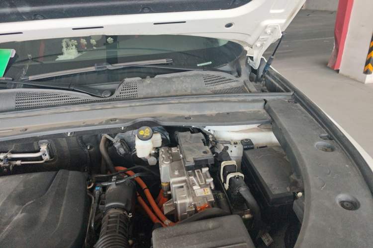 Used CHANGAN UNI-K iDD 2022 Blue Whale iDD 130km 1.5T Excellence Model Engine Bay Left