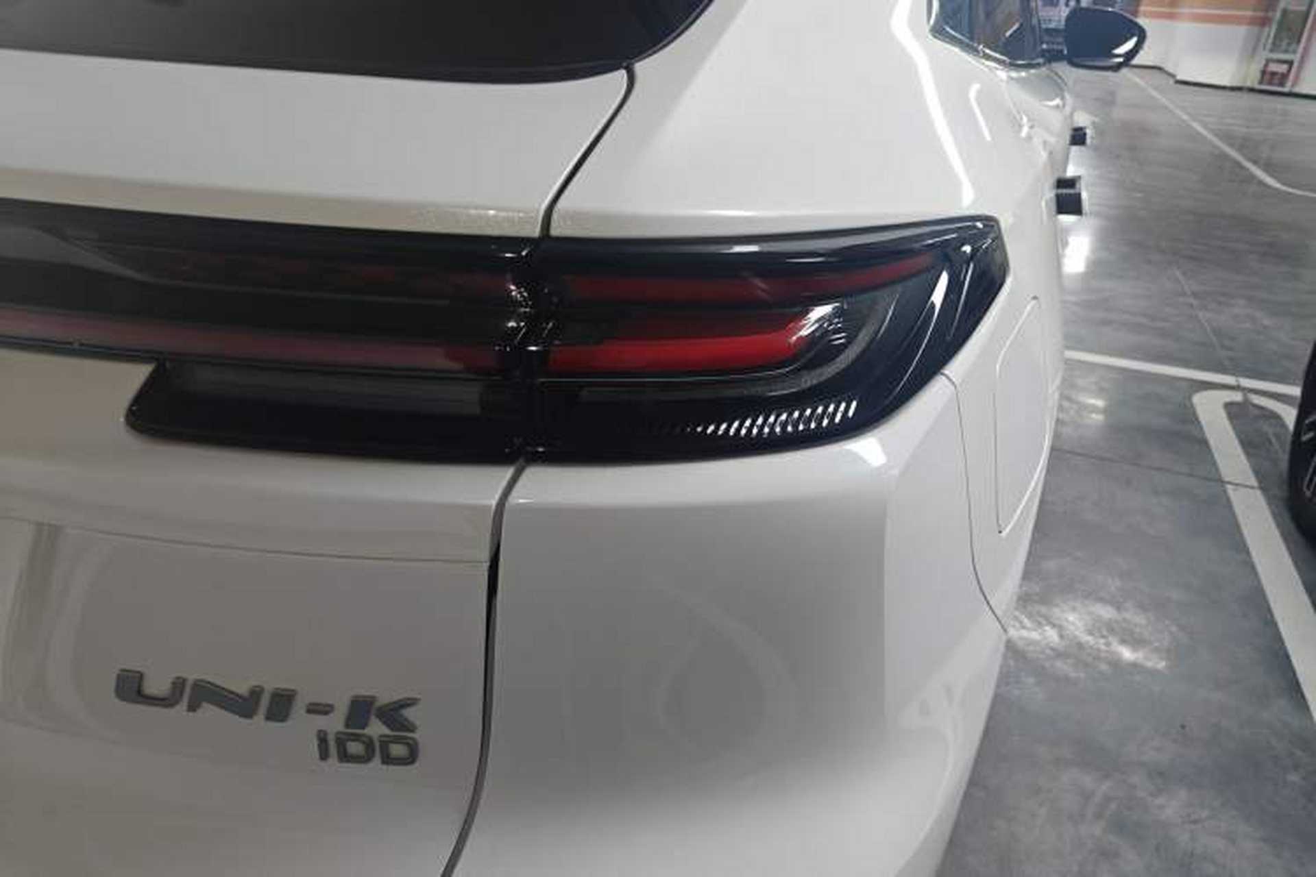 Used CHANGAN UNI-K iDD 2022 Blue Whale iDD 130km 1.5T Prestige Model Exterior 3