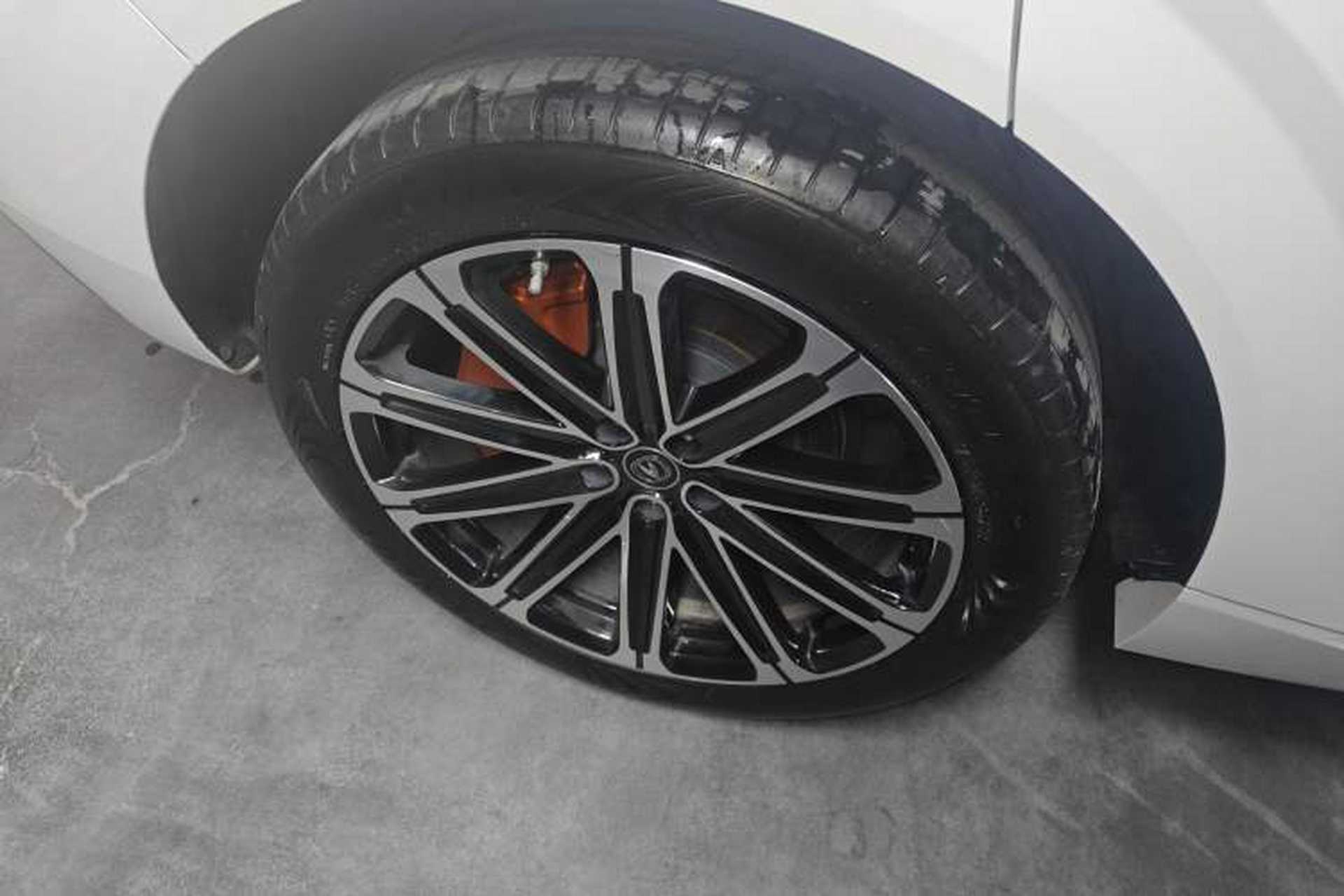 Used CHANGAN UNI-K iDD 2022 Blue Whale iDD 130km 1.5T Prestige Model Exterior 5