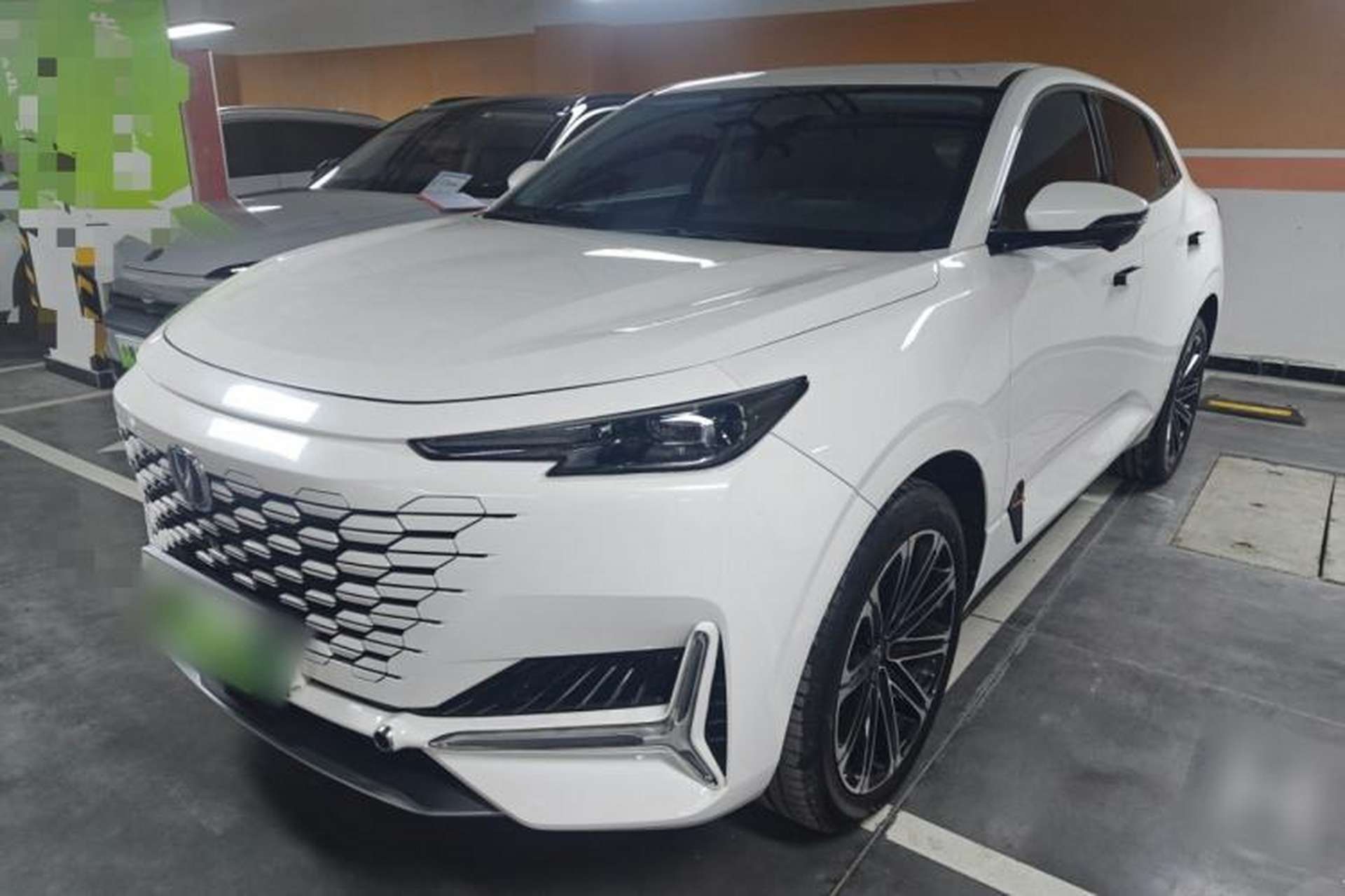 Used CHANGAN UNI-K iDD 2022 Blue Whale iDD 130km 1.5T Prestige Model Front Left 45 Deg