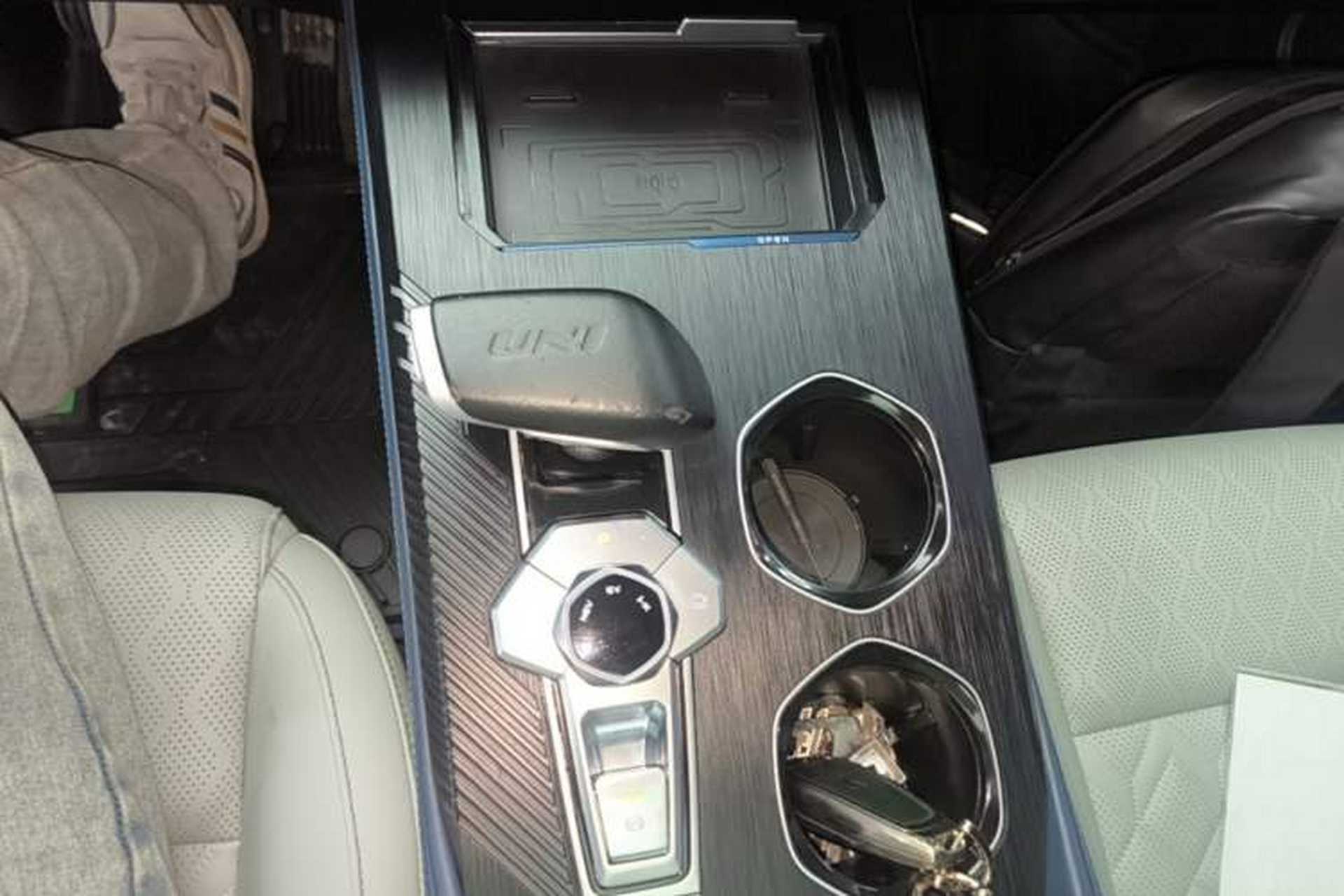 Used CHANGAN UNI-K iDD 2022 Blue Whale iDD 130km 1.5T Prestige Model Gear Lever