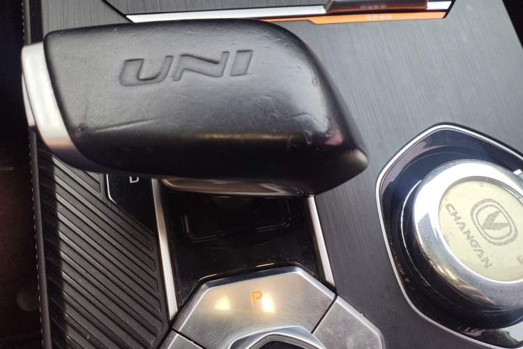 Used CHANGAN UNI-K iDD 2022 Blue Whale iDD 130km 1.5T Prestige Model Gear Lever