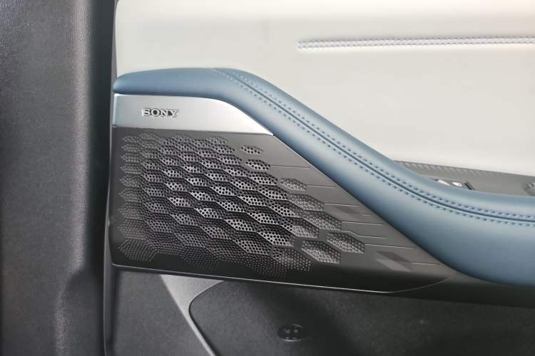 Used CHANGAN UNI-K iDD 2022 Blue Whale iDD 130km 1.5T Prestige Model Interior 2