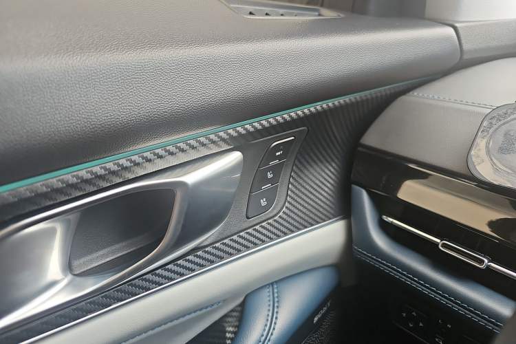 Used CHANGAN UNI-K iDD 2022 Blue Whale iDD 130km 1.5T Prestige Model Interior 6