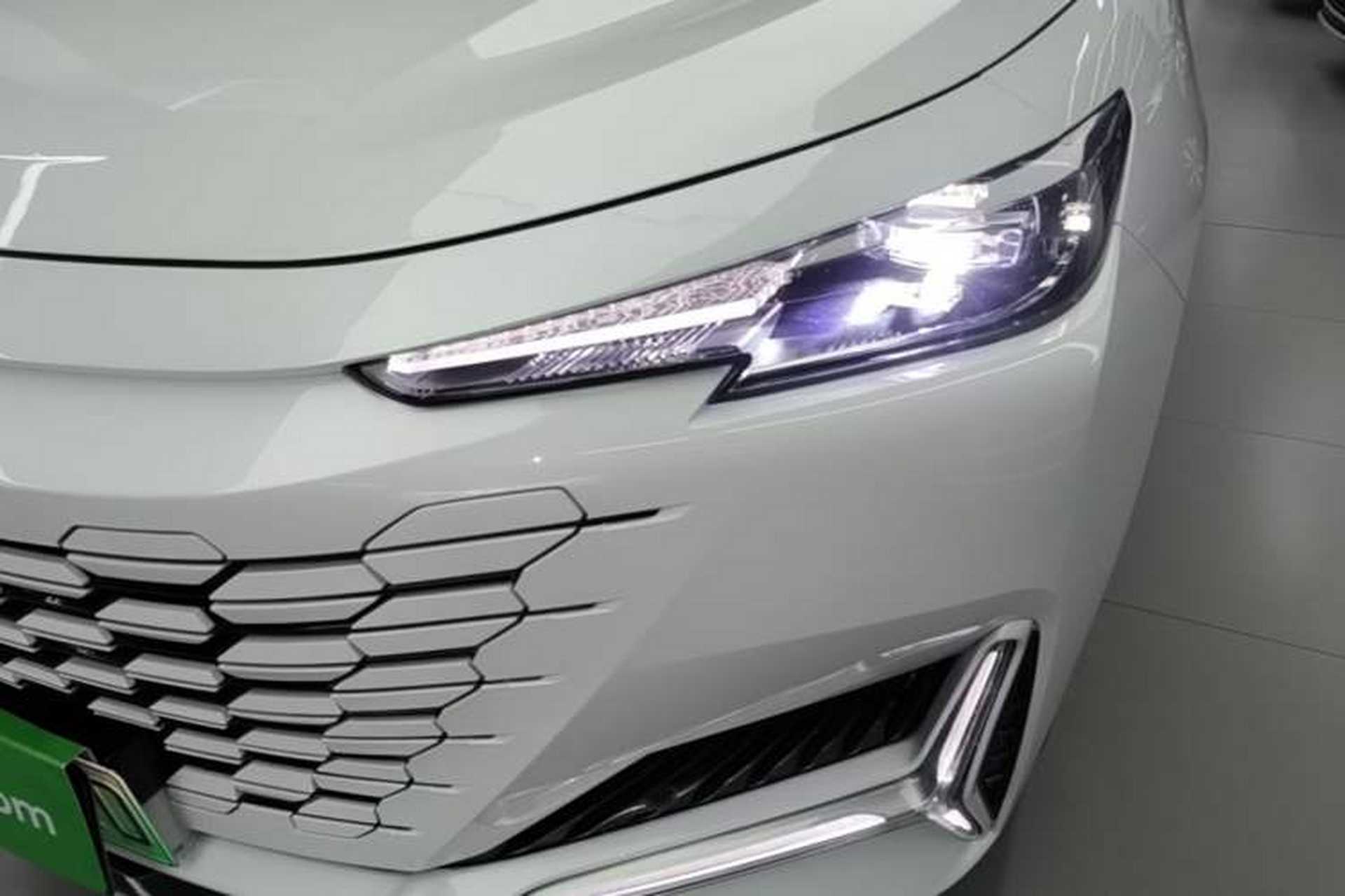 Used CHANGAN UNI-K iDD 2022 Blue Whale iDD 130km 1.5T Prestige Model Left Front Headlight