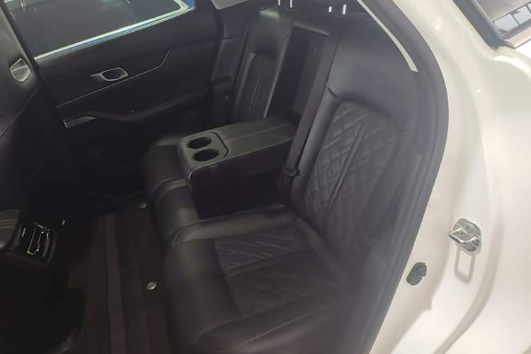 Used CHANGAN UNI-K iDD 2022 Blue Whale iDD 130km 1.5T Excellence Model Left Rear Seat