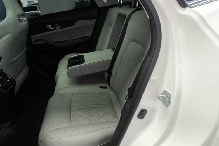 Used CHANGAN UNI-K iDD 2022 Blue Whale iDD 130km 1.5T Prestige Model Left Rear Seat