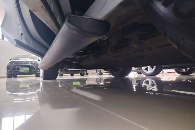 Used CHANGAN UNI-K iDD 2022 Blue Whale iDD 130km 1.5T Excellence Model Left Side Sill