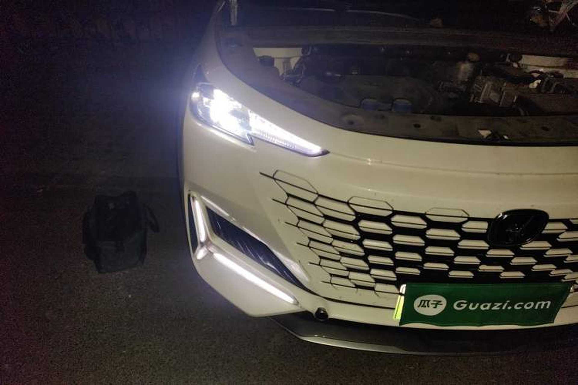 Used CHANGAN UNI-K iDD 2022 Blue Whale iDD 130km 1.5T Prestige Model Right Front Headlight