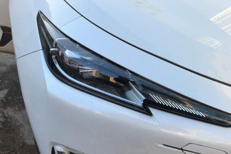 Used CHANGAN UNI-K iDD 2022 Blue Whale iDD 130km 1.5T Excellence Model Right Front Headlight