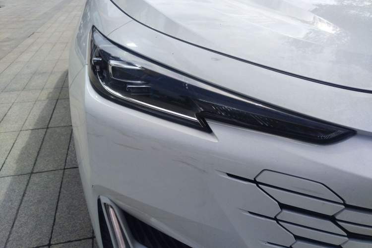 Used CHANGAN UNI-K iDD 2022 Blue Whale iDD 130km 1.5T Prestige Model Right Front Headlight