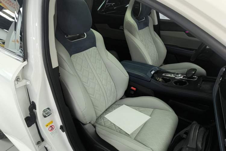 Used CHANGAN UNI-K iDD 2022 Blue Whale iDD 130km 1.5T Prestige Model Right Front Seat