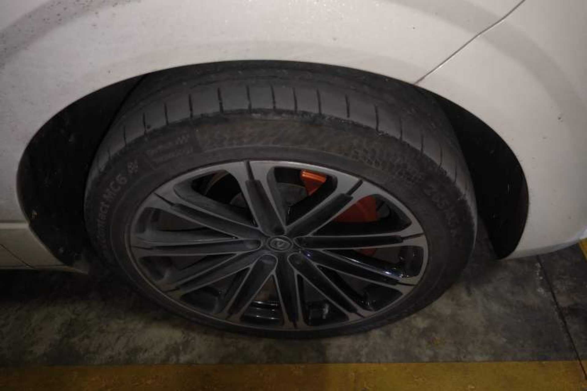 Used CHANGAN UNI-K iDD 2022 Blue Whale iDD 130km 1.5T Prestige Model Right Front Wheel Hub