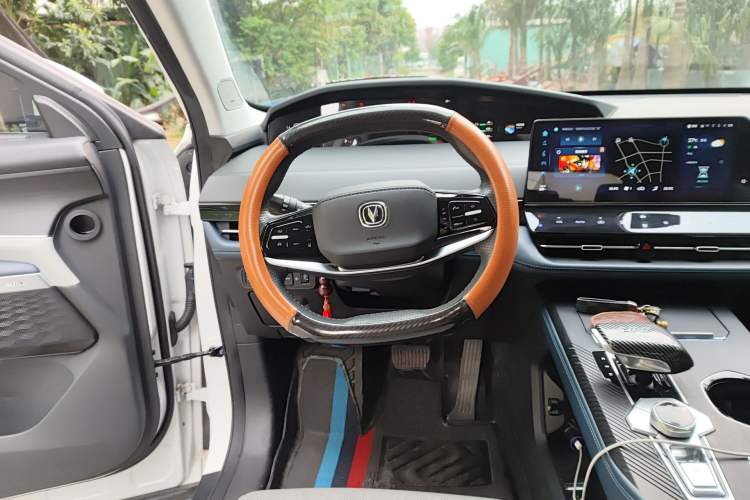 Used CHANGAN UNI-K iDD 2022 Blue Whale iDD 130km 1.5T Excellence Model Steering Wheel