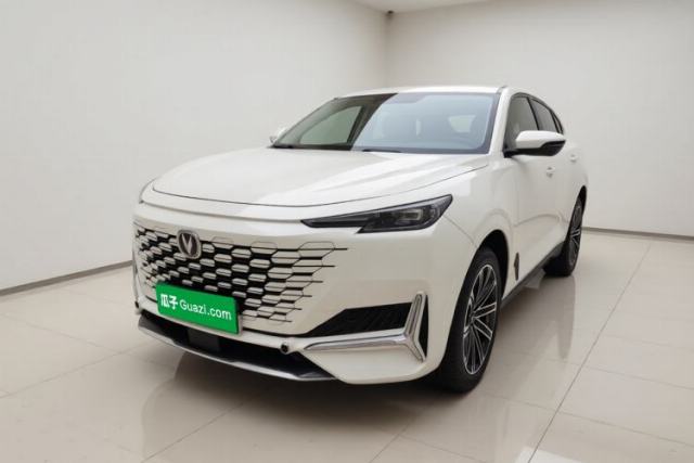 Ojetý CHANGAN UNI-K iDD 2022 Blue Whale iDD 130km 1.5T Prestige Model