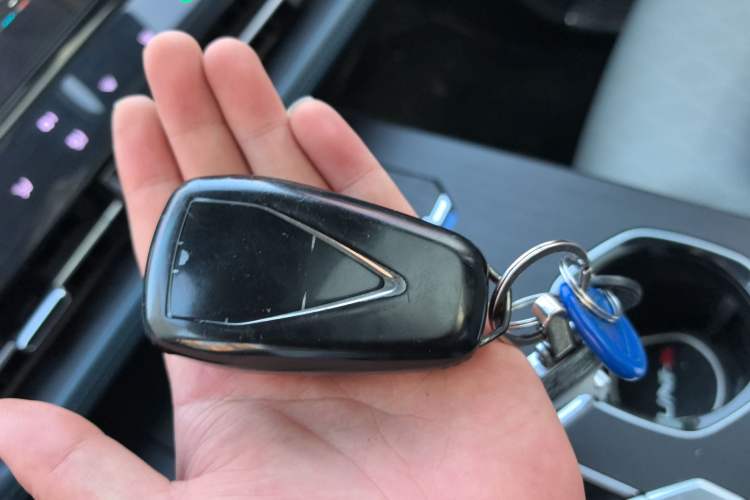 Used CHANGAN UNI-K iDD 2022 Blue Whale iDD 130km 1.5T Excellence Model Vehicle Key