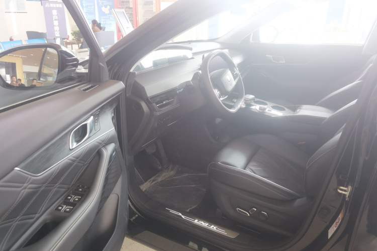 Used CHANGAN UNI-K iDD 2023 Smart Electric iDD 1.5T 135km Smart Leading Model Driver Seat