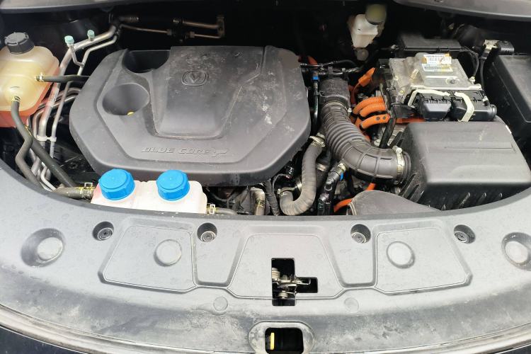 Used CHANGAN UNI-K iDD 2023 Zhidian iDD 1.5T 135km Smart & Fun Model Engine Bay