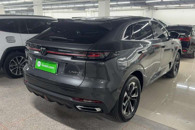 Used CHANGAN UNI-K iDD 2023 Zhidian iDD 1.5T 135km Smart & Fun Model Exterior 3