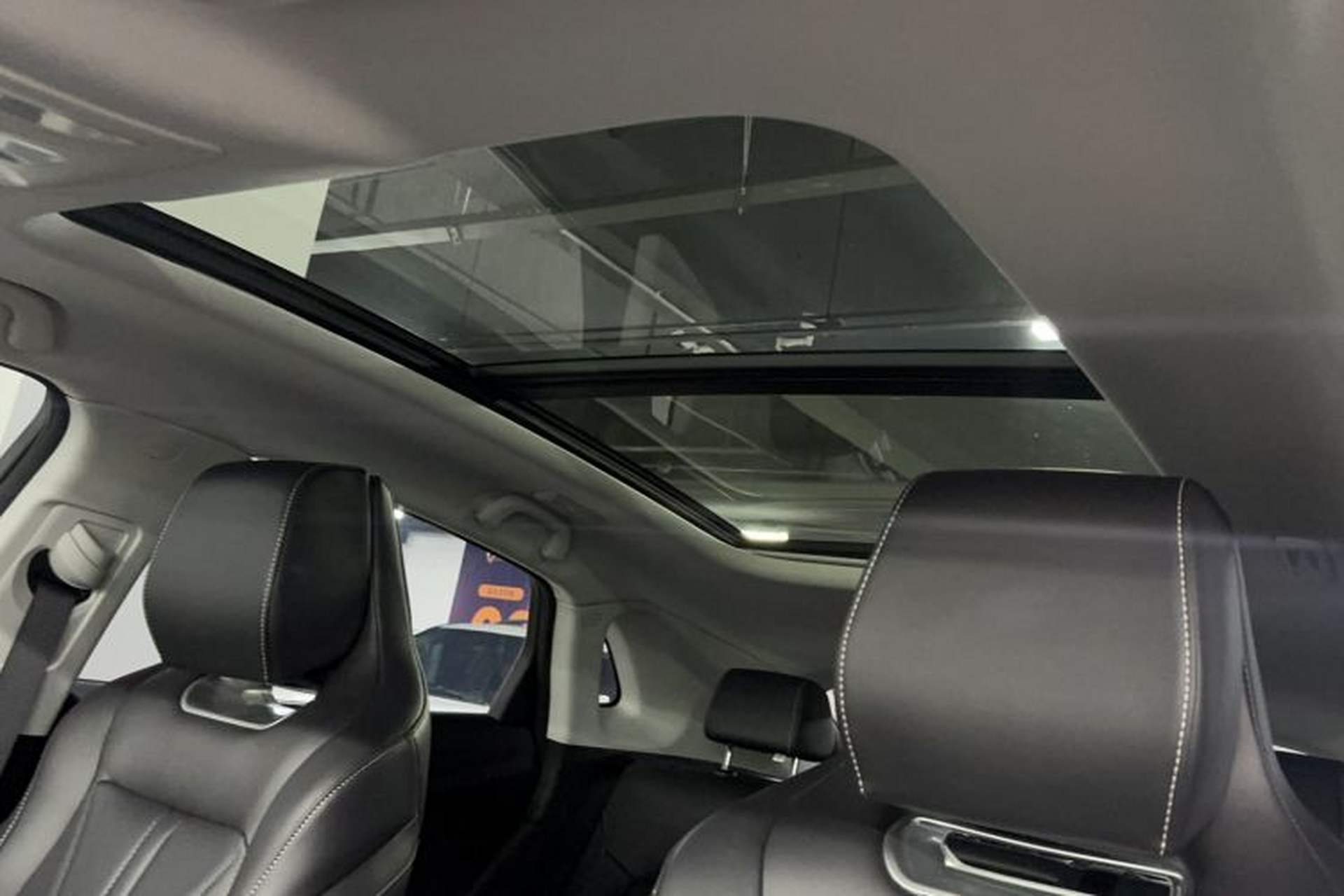 Used CHANGAN UNI-K iDD 2023 Zhidian iDD 1.5T 135km Smart & Fun Model Headliner