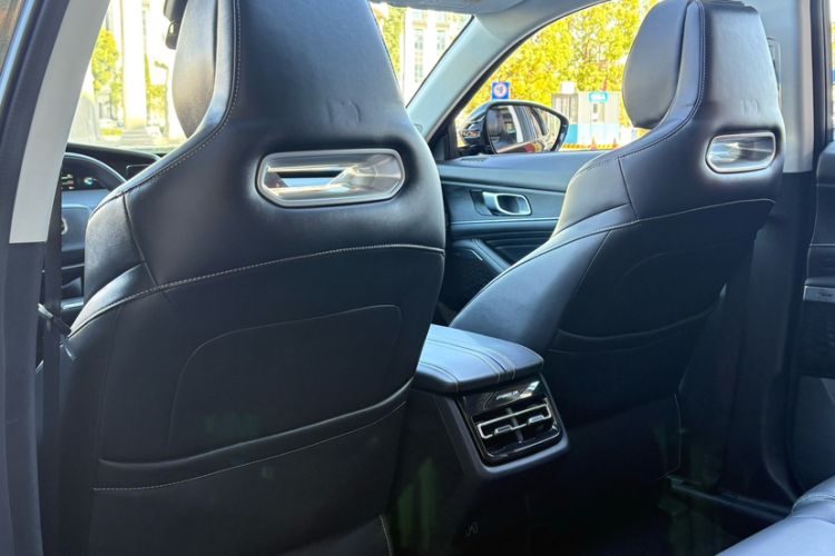 Used CHANGAN UNI-K iDD 2023 Zhidian iDD 1.5T 135km Smart & Fun Model Interior 10