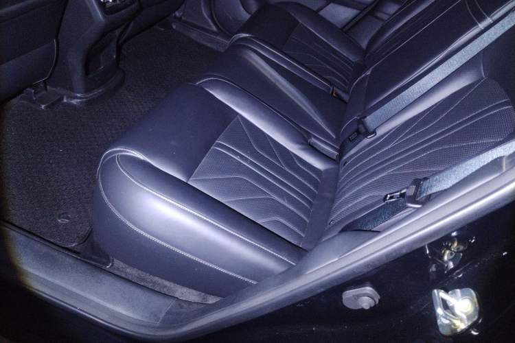 Used CHANGAN UNI-K iDD 2023 Zhidian iDD 1.5T 135km Smart & Fun Model Interior 4