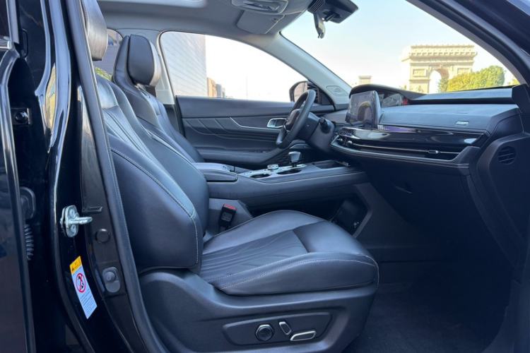 Used CHANGAN UNI-K iDD 2023 Zhidian iDD 1.5T 135km Smart & Fun Model Interior 7