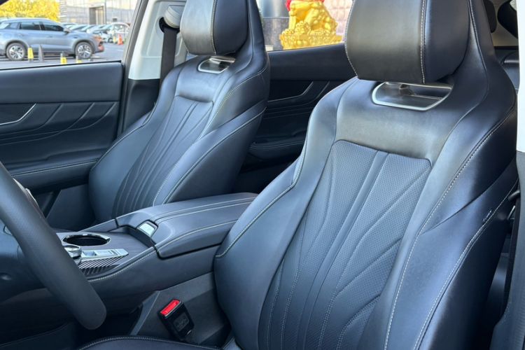 Used CHANGAN UNI-K iDD 2023 Zhidian iDD 1.5T 135km Smart & Fun Model Interior 8