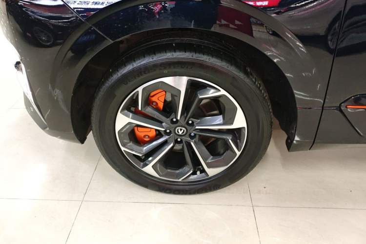 Used CHANGAN UNI-K iDD 2023 Zhidian iDD 1.5T 135km Smart & Fun Model Left Front Wheel Hub