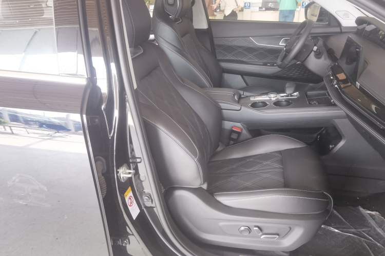 Used CHANGAN UNI-K iDD 2023 Smart Electric iDD 1.5T 135km Smart Leading Model Right Front Seat