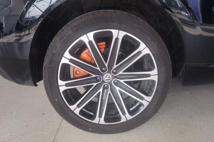 Used CHANGAN UNI-K iDD 2023 Smart Electric iDD 1.5T 135km Smart Leading Model Right Rear Wheel Hub