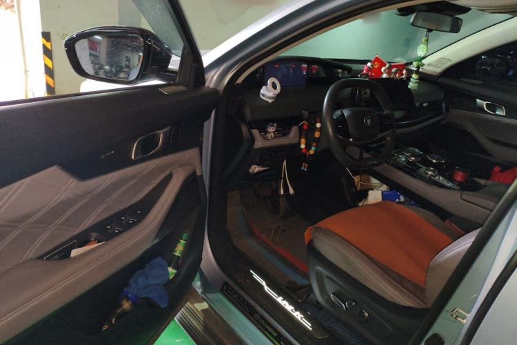 Used CHANGAN UNI-K iDD 2023 Smart Electric iDD 1.5T 135km Smart Leading Model Driver Seat