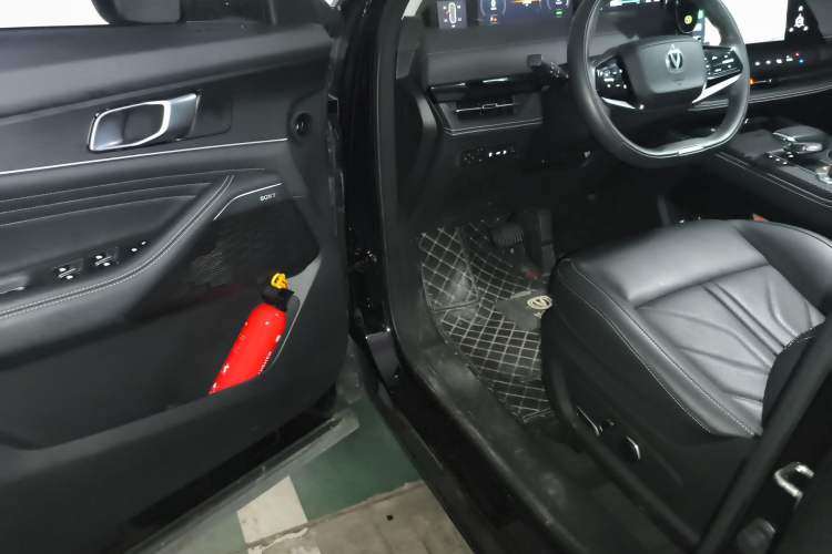 Used CHANGAN UNI-K iDD 2023 Zhidian iDD 1.5T 135km Smart & Fun Model Driver Seat