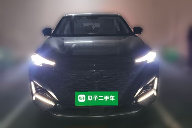 Used CHANGAN UNI-K iDD 2023 Zhidian iDD 1.5T 135km Smart & Fun Model Front