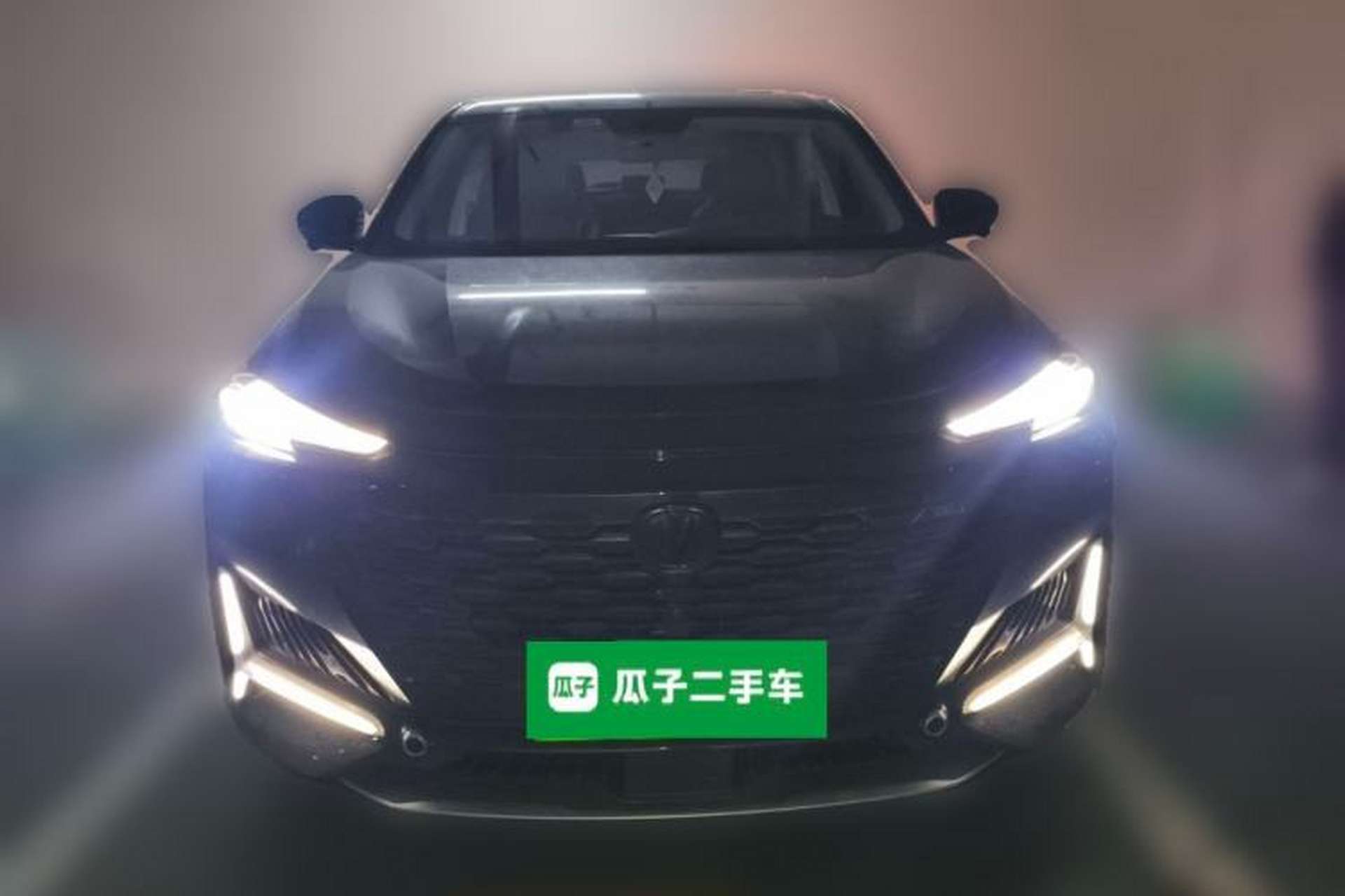 Used CHANGAN UNI-K iDD 2023 Zhidian iDD 1.5T 135km Smart & Fun Model Front