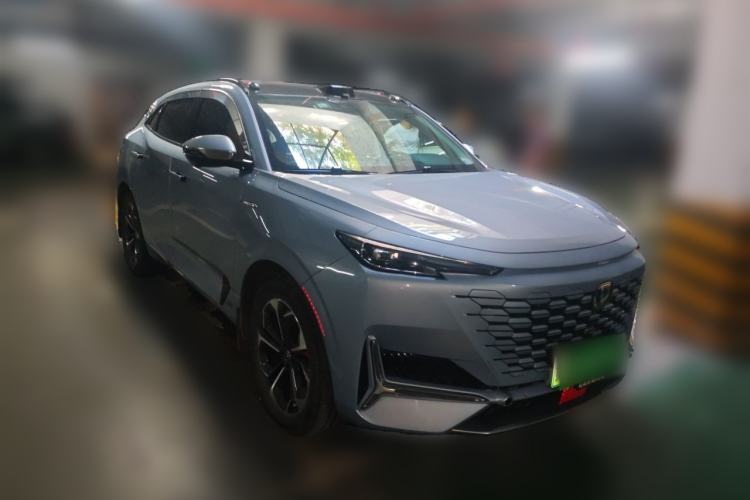 Used CHANGAN UNI-K iDD 2023 Zhidian iDD 1.5T 135km Smart & Fun Model Front Right 45 Deg
