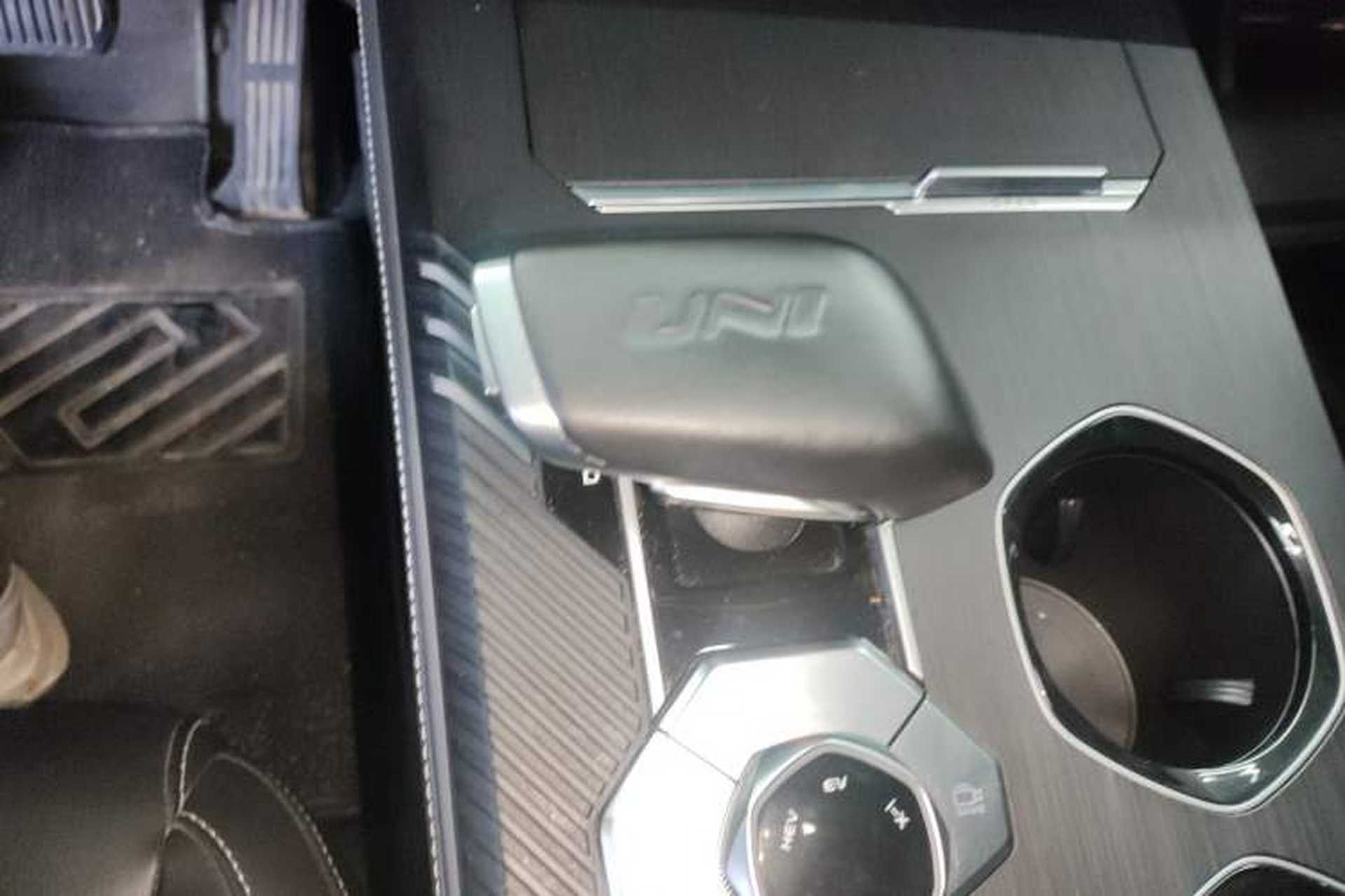 Used CHANGAN UNI-K iDD 2023 Smart Electric iDD 1.5T 135km Smart Leading Model Gear Lever